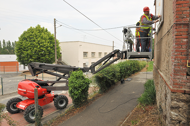 160 ATJ+/16米曲臂式引擎高空作業車 5