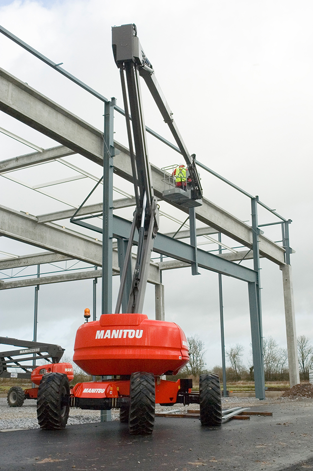 200 ATJ / 20米曲臂式引擎高空作業車 12