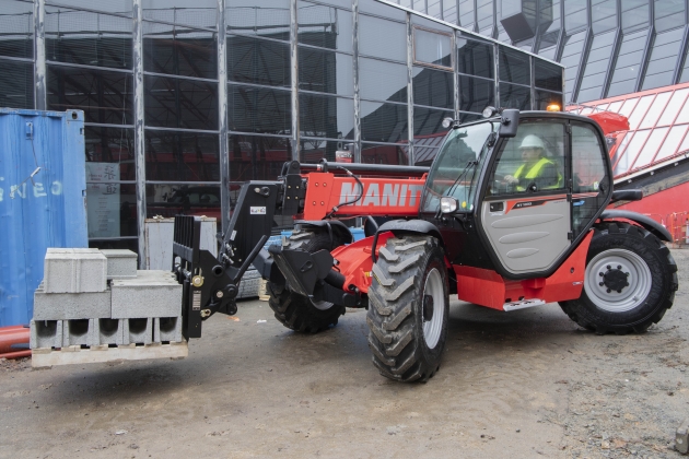 MT-X 1033 / 3.3噸 10米 通用型伸縮臂 8