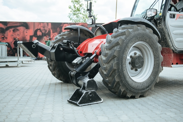 MT-X 1033 / 3.3噸 10米 通用型伸縮臂 4